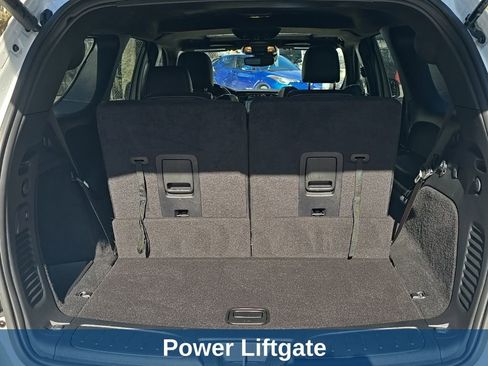 Used 2023 Dodge Durango R/T w/ Hemi Orange Plus Package image 9