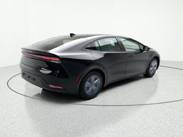 Used 2024 Toyota Prius LE AWD/4WD image 5