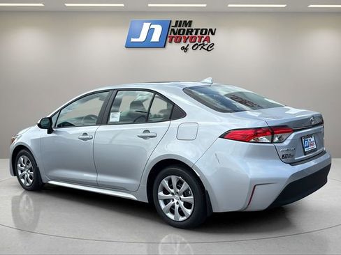 New 2026 Toyota Corolla LE FWD image 7