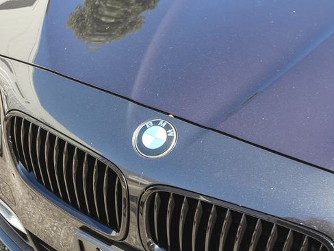 Used 2014 BMW 528i xDrive Sedan AWD/4WD image 12