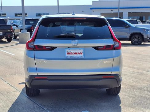 Used 2025 Honda CR-V EX image 6