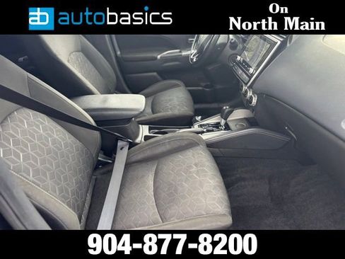 Used 2021 Mitsubishi Outlander Sport SE image 13