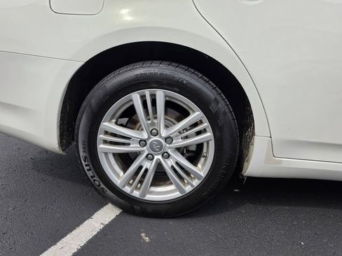Used 2012 INFINITI G37 x Sedan w/ Premium Pkg AWD/4WD image 6