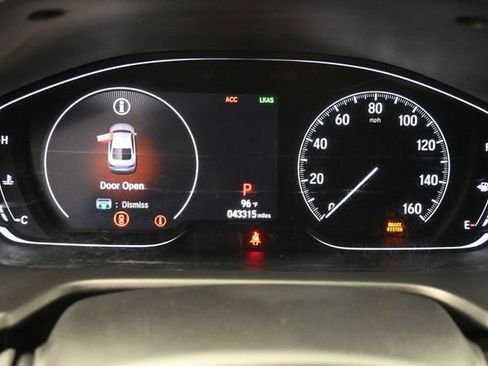 Used 2018 Honda Accord Sport image 32