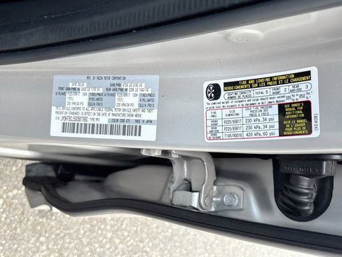 Used 2025 MAZDA CX-5 AWD 2.5 S w/ Preferred Package image 32