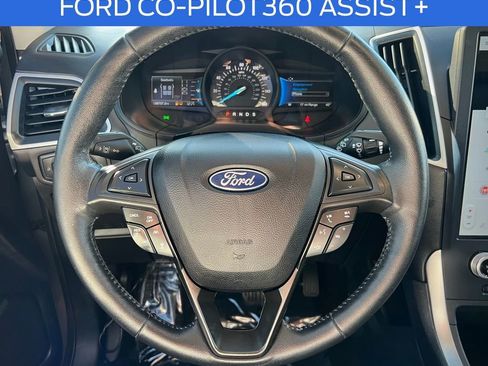 Used 2022 Ford Edge SEL image 39