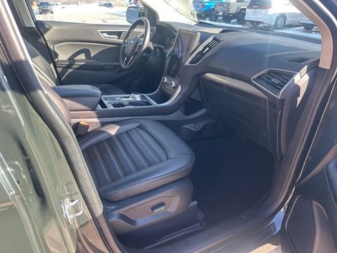 Used 2024 Ford Edge SEL w/ Convenience Package image 14