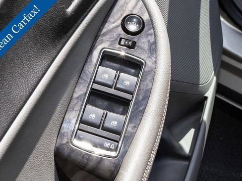 Used 2015 Chevrolet Impala LT image 14