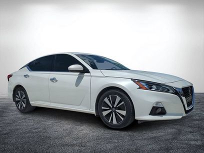 Used 2022 Nissan Altima 2.5 SL