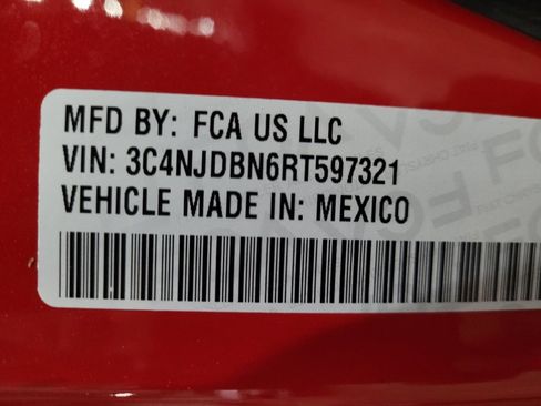 Used 2024 Jeep Compass Latitude image 33