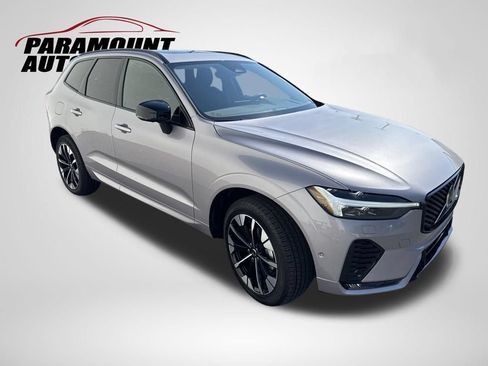 Used 2026 Volvo XC60 B5 Plus w/ Protection Package Premier AWD/4WD image 3