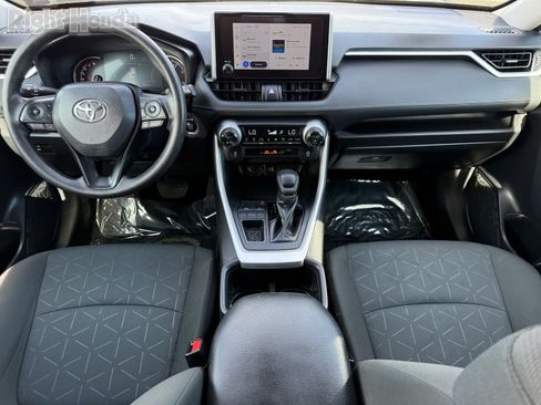 Used 2024 Toyota RAV4 XLE image 26