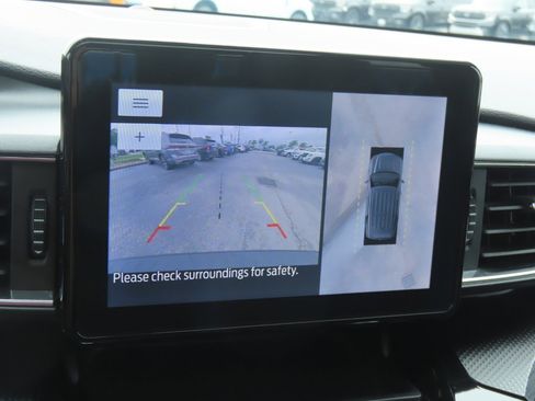 Used 2023 Ford Explorer ST-Line w/ Class IV Trailer Tow Package RWD image 33