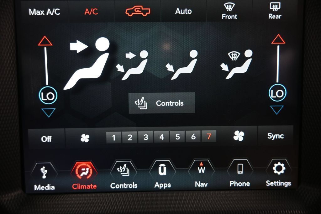Used 2020 Jeep Gladiator Rubicon AWD/4WD image 22