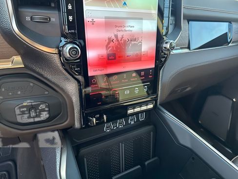 New 2026 RAM 2500 Limited AWD/4WD image 36