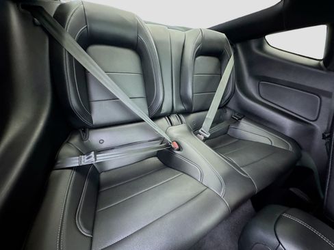 Used 2022 Ford Mustang GT Premium w/ GT Performance Package RWD image 17