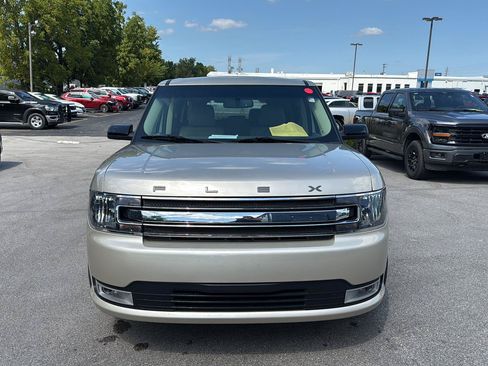 Used 2018 Ford Flex SEL w/ Equipment Group 202A AWD/4WD image 8