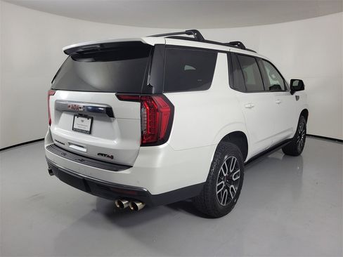 Used 2023 GMC Yukon AT4 w/ AT4 Premium Plus Package image 4