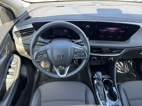 Used 2025 Buick Encore GX Preferred image 33