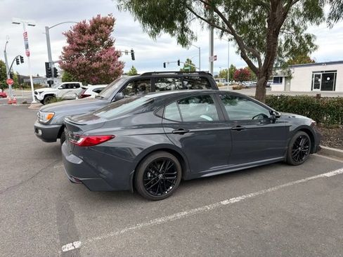 Certified 2025 Toyota Camry SE FWD image 8