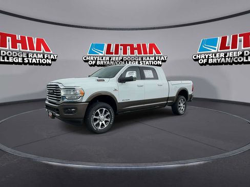 Used 2024 RAM 2500 Limited w/ Towing Technology Group AWD/4WD image 4