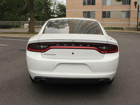 Used 2017 Dodge Charger Police w/ Fleet Park Assist Group RWD image 8