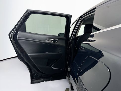 Used 2025 Kia Sportage LX AWD/4WD image 25