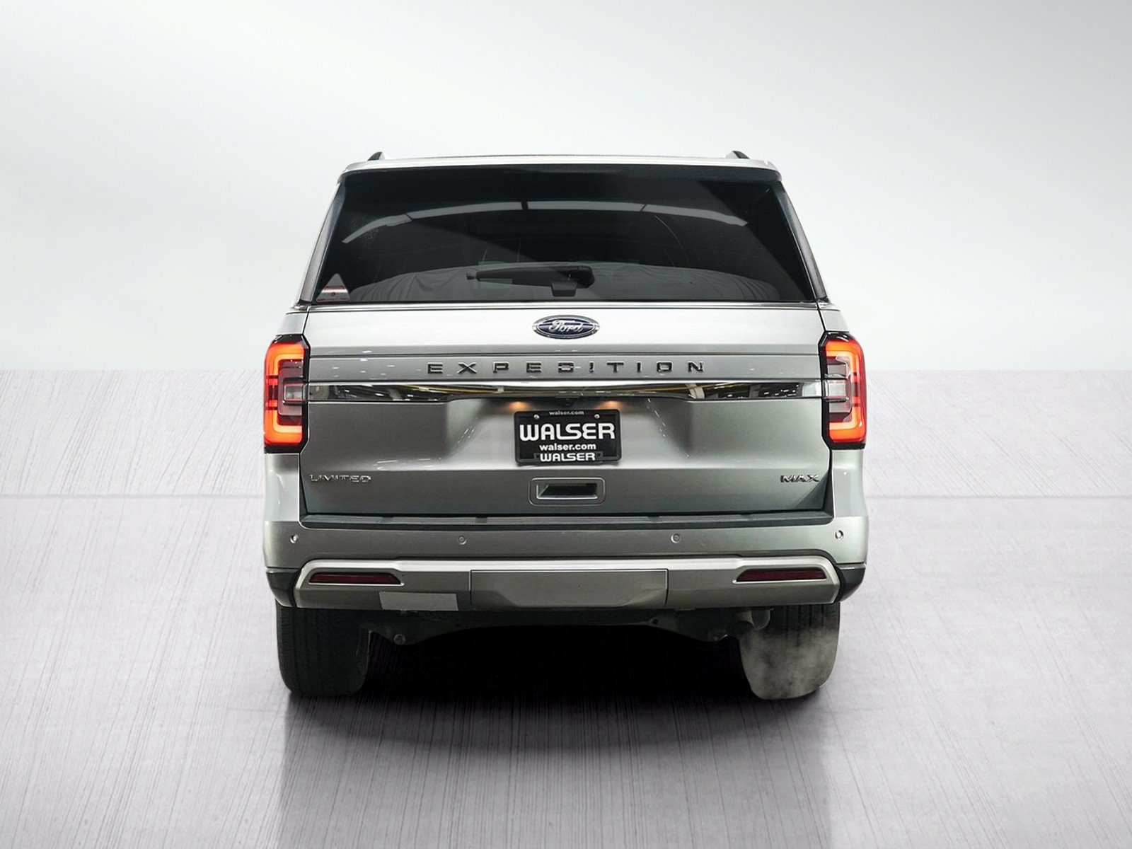 Used 2023 Ford Expedition Max Limited AWD/4WD image 4