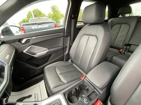 Used 2024 Audi Q3 2.0T Premium w/ Convenience Package AWD/4WD image 13