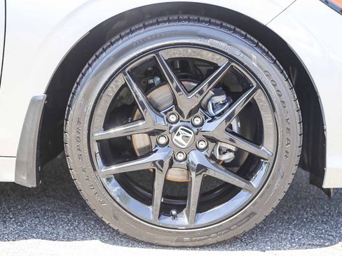 Certified 2025 Honda Civic Sport image 12
