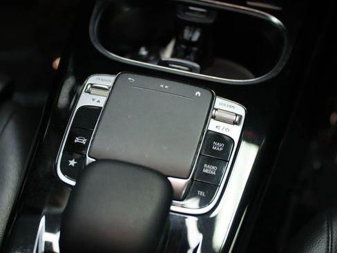 Used 2020 Mercedes-Benz A 220 image 34