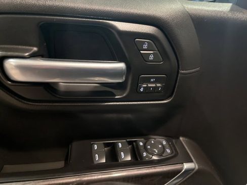 Used 2019 Chevrolet Silverado 1500 LTZ w/ LTZ Plus Package image 11