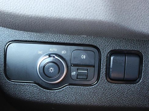 Used 2023 Mercedes-Benz Sprinter 2500 image 20