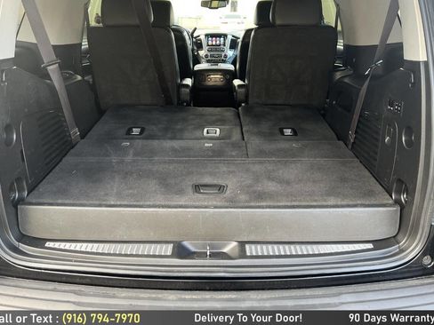 Used 2017 GMC Yukon SLT w/ Premium Edition image 12
