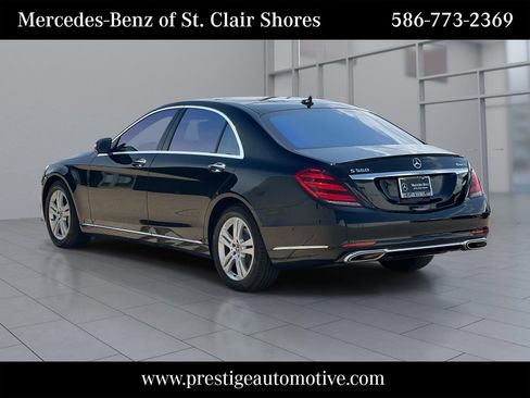 Used 2020 Mercedes-Benz S 560 4MATIC Sedan image 3
