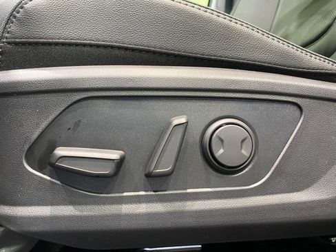 Used 2024 Hyundai Tucson Limited image 16