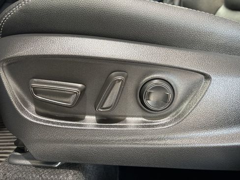 Certified 2026 Toyota Corolla Cross XLE FWD image 12