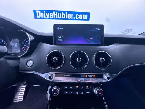 Used 2022 Kia Stinger GT-Line AWD/4WD image 23