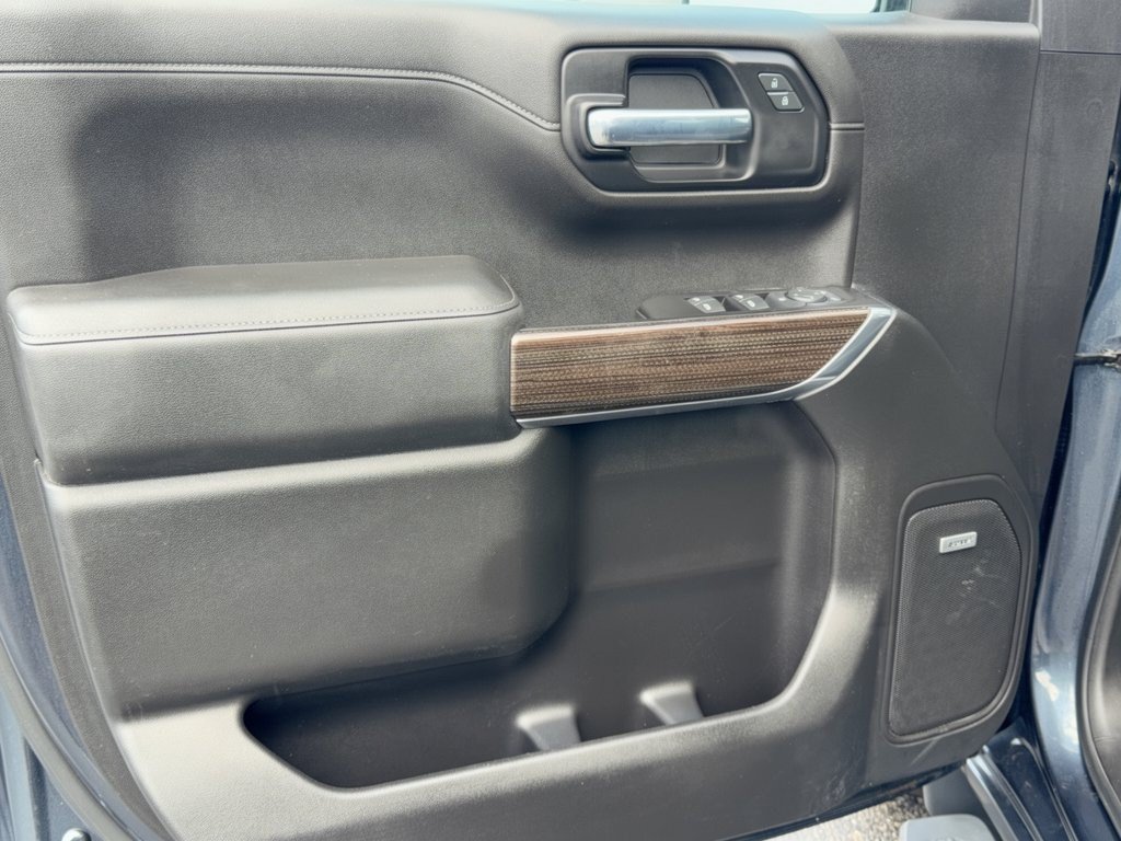 Used 2020 Chevrolet Silverado 1500 RST AWD/4WD image 14