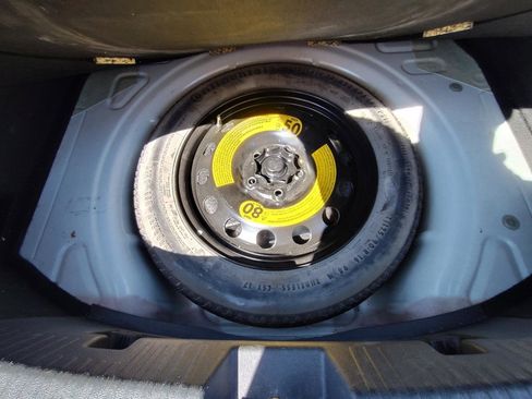 Used 2014 Volkswagen Beetle 2.5 FWD image 34