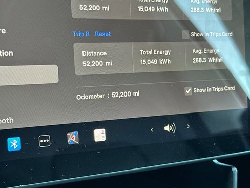 Used 2023 Tesla Model Y Long Range AWD/4WD image 24