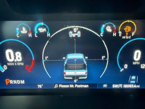 Used 2023 Ford F150 Lariat w/ Equipment Group 502A High AWD/4WD image 12