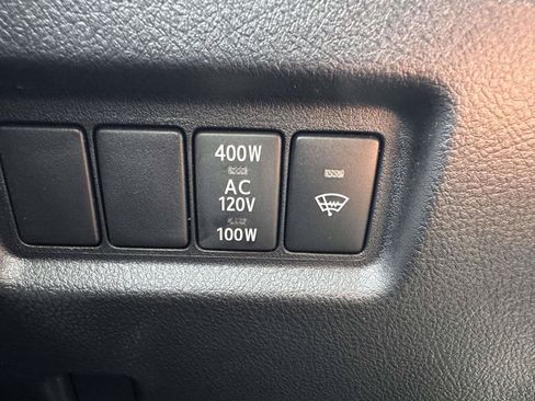 Used 2024 Toyota 4Runner SR5 Premium w/ Moonroof Package AWD/4WD image 17