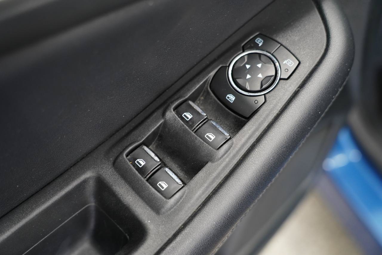 Used 2023 Ford Edge SEL AWD/4WD image 25