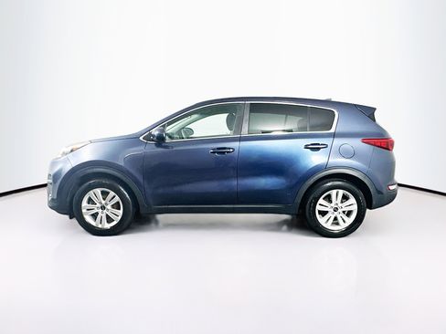 Used 2018 Kia Sportage LX image 4