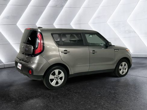 Used 2019 Kia Soul image 4