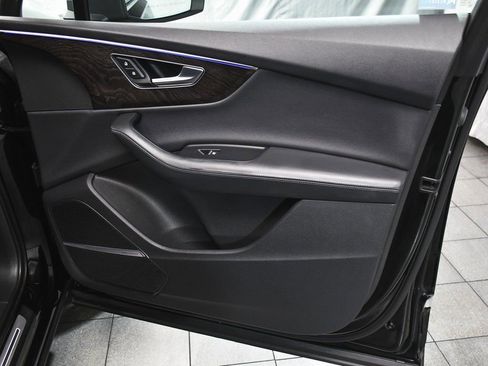 Used 2022 Audi Q7 3.0T Premium Plus image 16