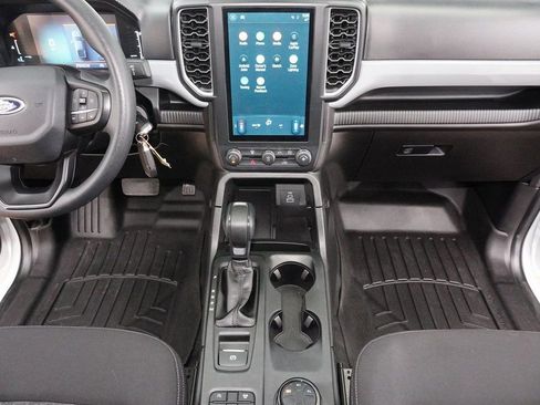 Used 2024 Ford Ranger XL image 17