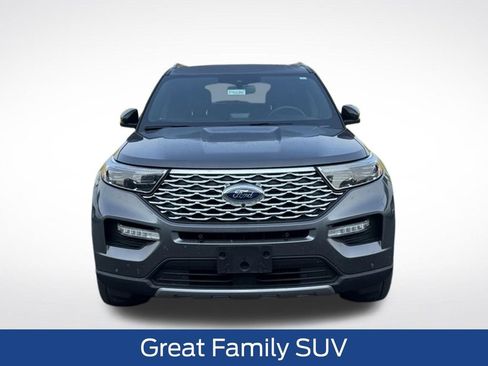 Used 2022 Ford Explorer Platinum w/ Equipment Group 601A AWD/4WD image 17