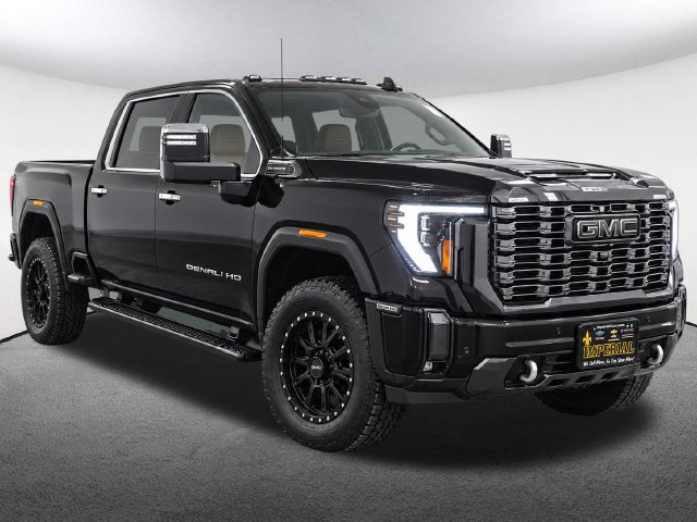 Used 2024 GMC Sierra 2500 Denali Ultimate AWD/4WD image 2